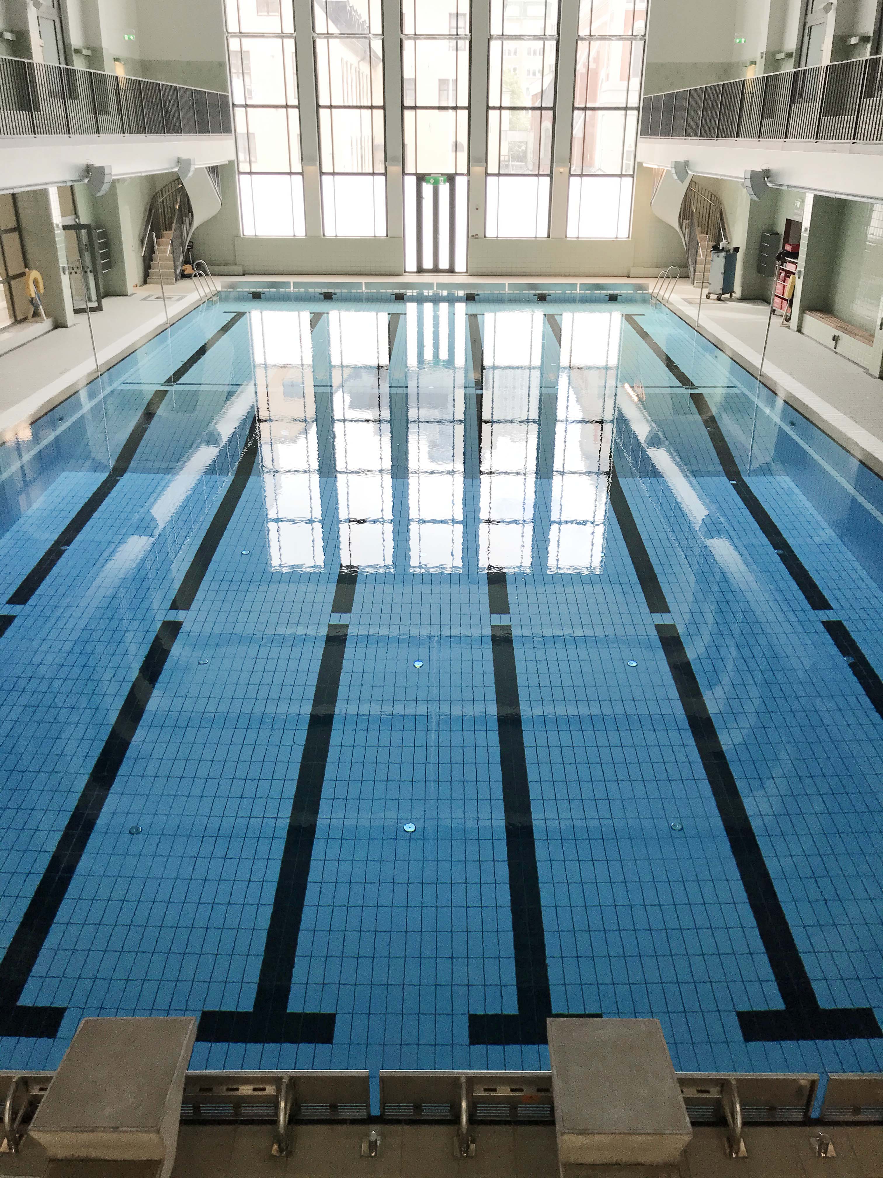 Plattsättning Plattsättare Badhus Simhall Pool Bassäng Spa Specialist