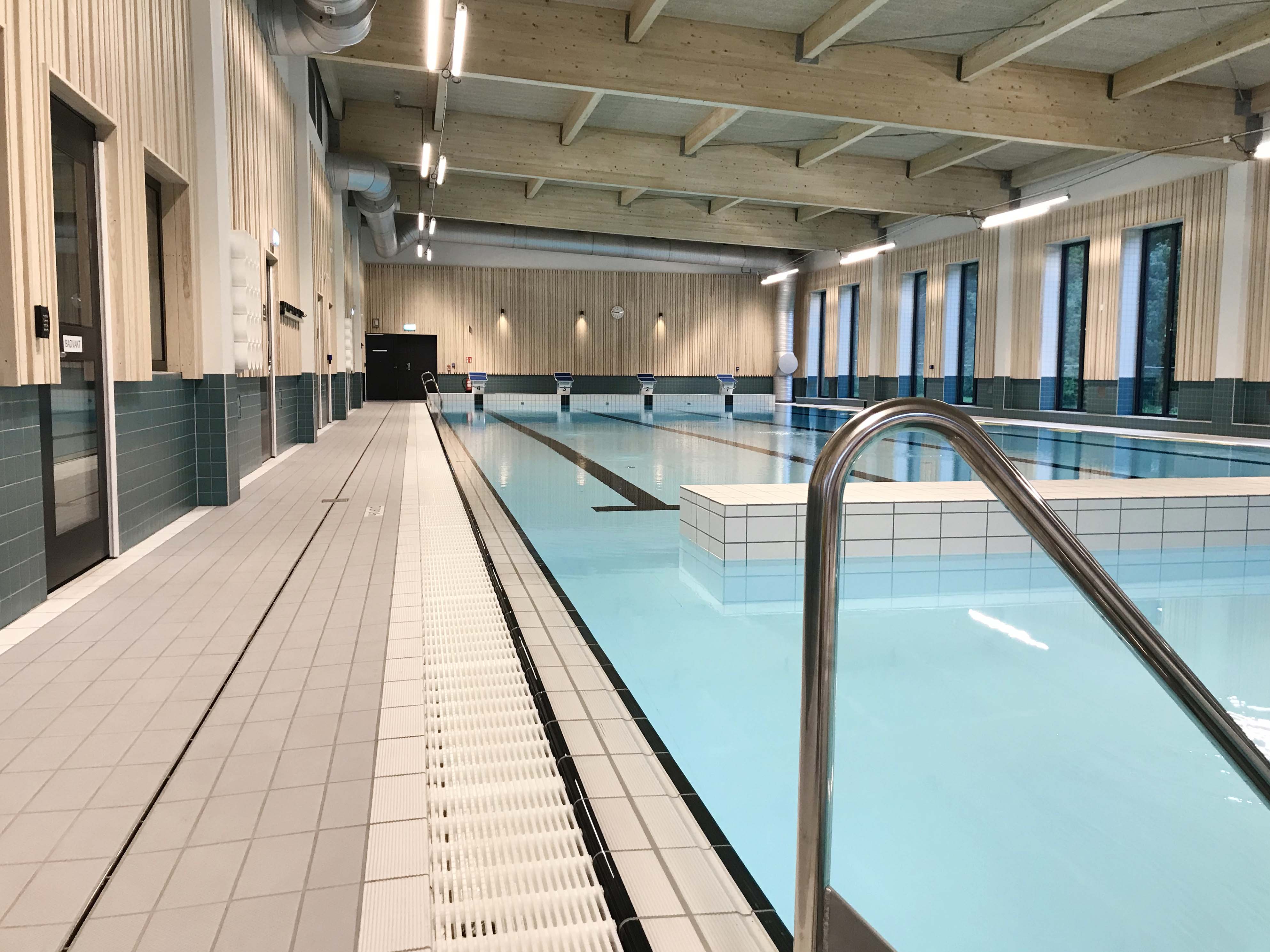 Plattsättning Plattsättare Badhus Simhall Pool Bassäng Spa Specialist