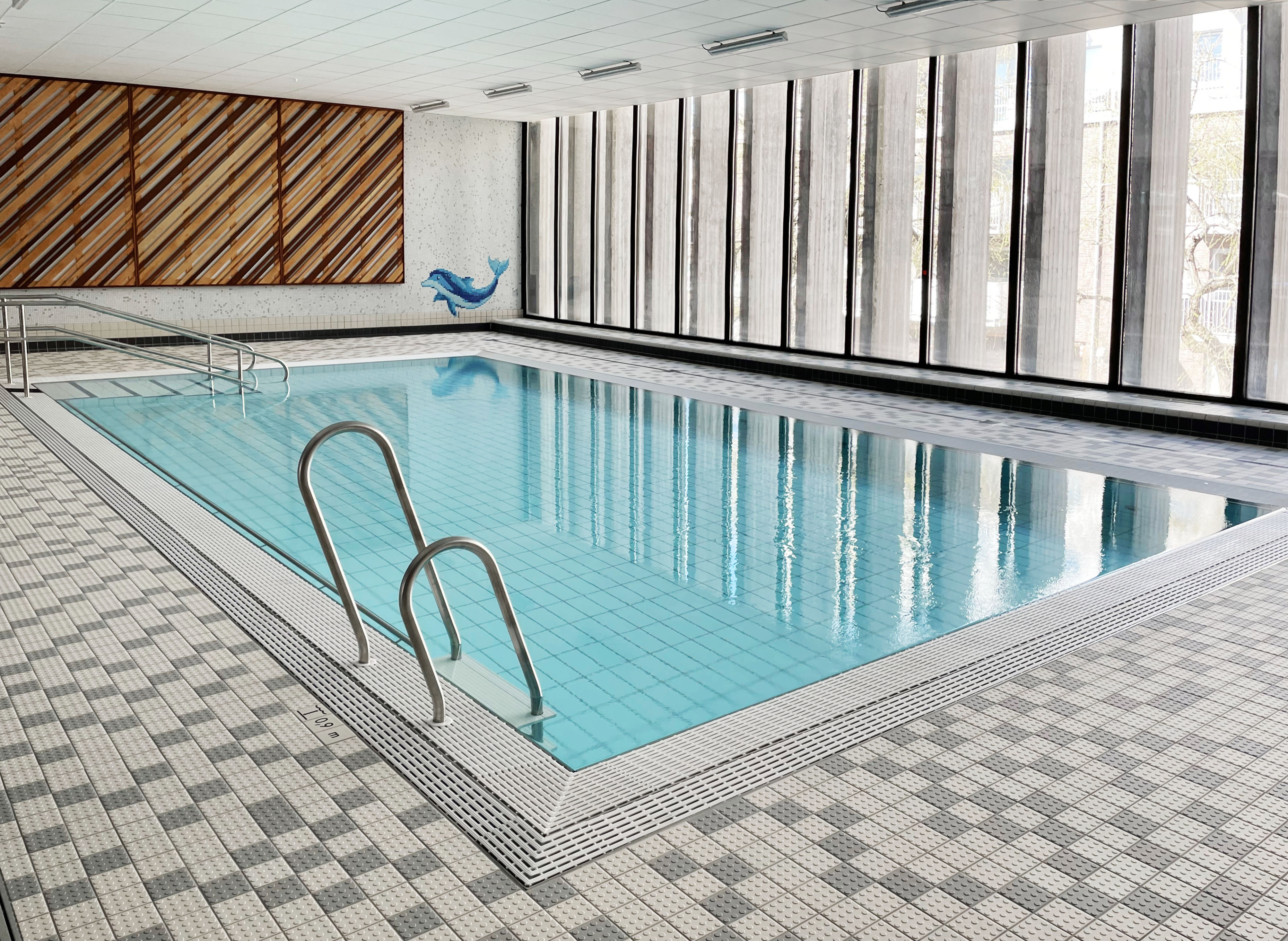 Plattsättning Plattsättare Badhus Simhall Pool Bassäng Spa Specialist