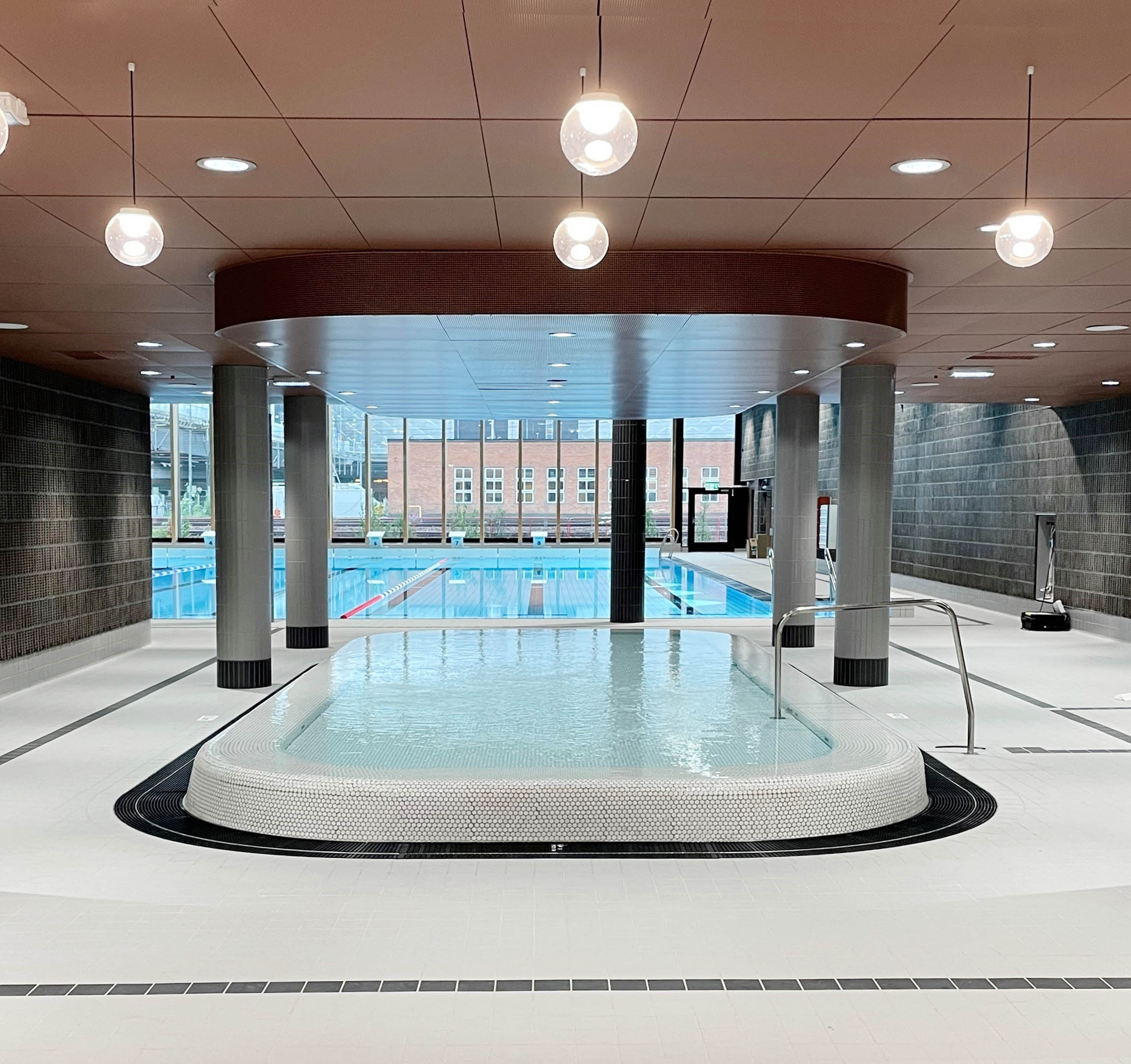 Plattsättning Plattsättare Badhus Simhall Pool Bassäng Spa Specialist